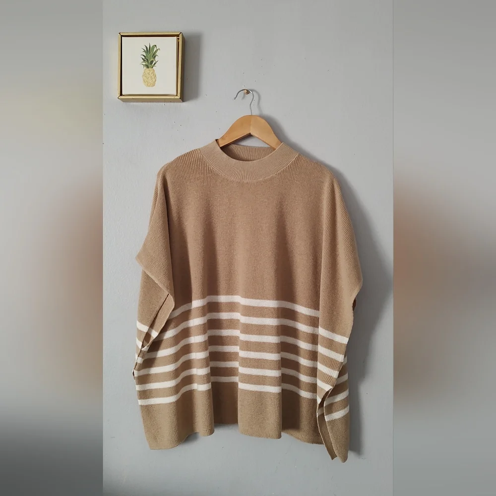 Sweater Women J Crew  Poncho  One Size Color Beige And White High Neck Relaxed